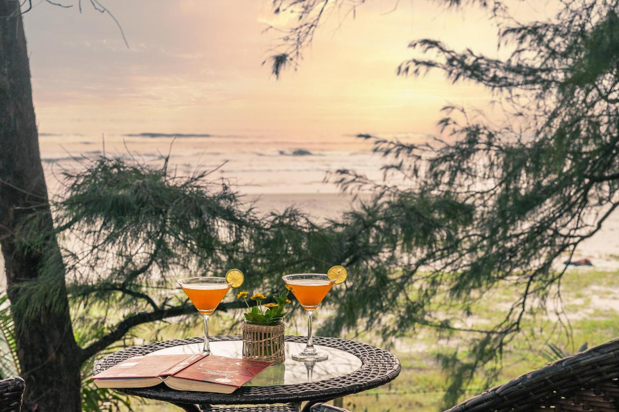 Mandrem Beach Resort, A Member Of Radisson Individuals Retreat المظهر الخارجي الصورة