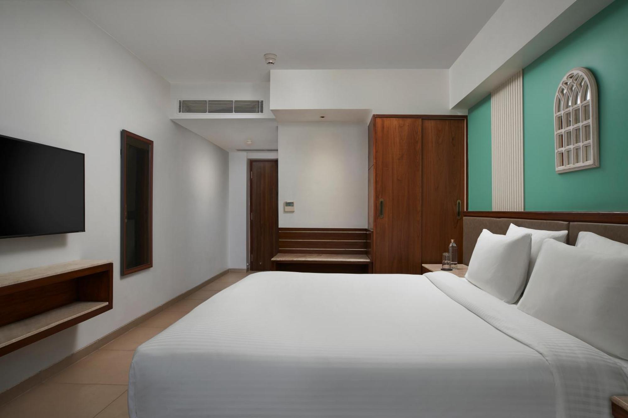 Mandrem Beach Resort, A Member Of Radisson Individuals Retreat المظهر الخارجي الصورة
